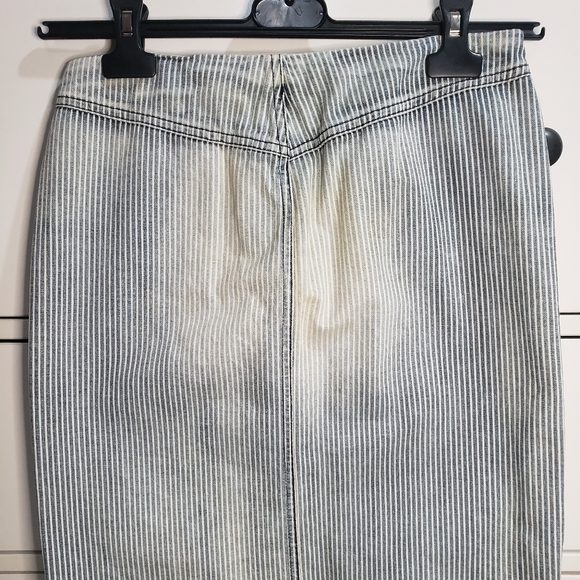 πFall Fashion, HPπVintage denim pencil fit skirt - Picture 6 of 9